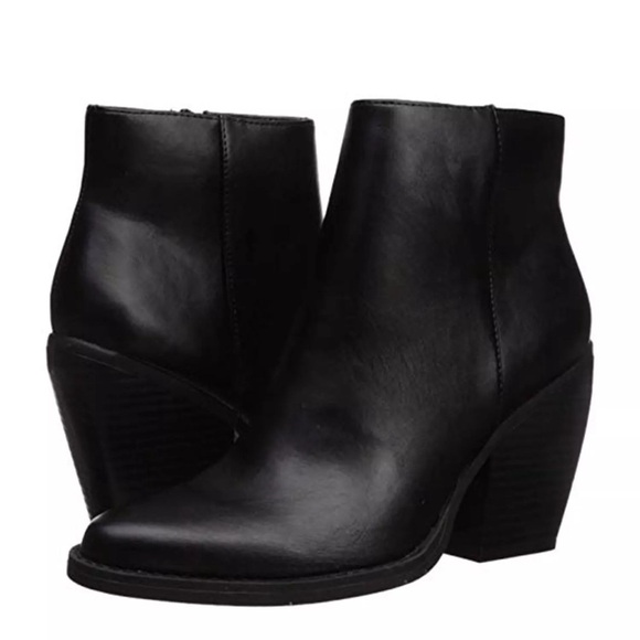 Madden Girl Women's Klicck Synthetic Almond Toe Stacked Heel Ankle Boot - Picture 1 of 5